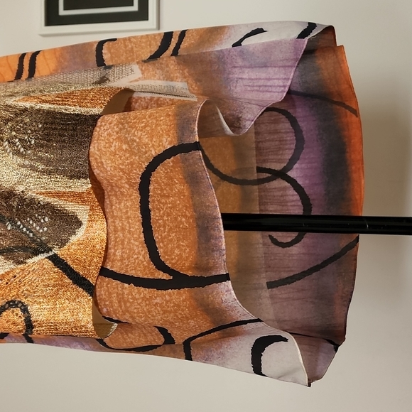 Today's Designer Tunic Top - Picture 6 of 10